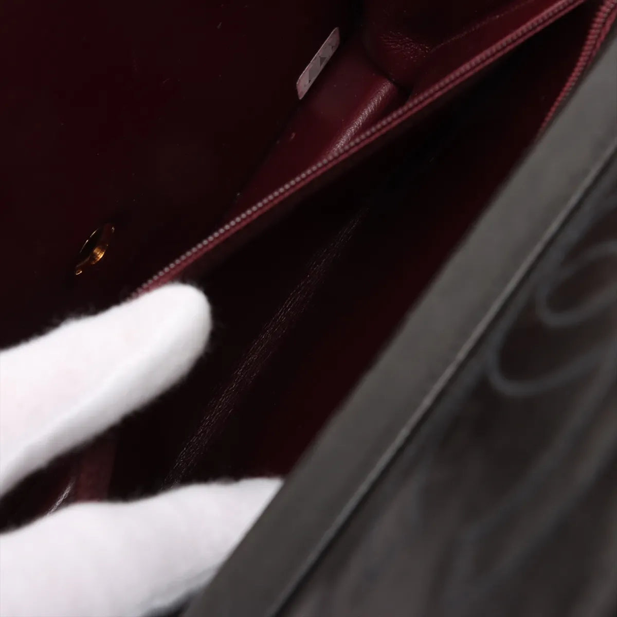 Chanel CC Logo Matelasse Lambskin Chain Shoulder Bag Black