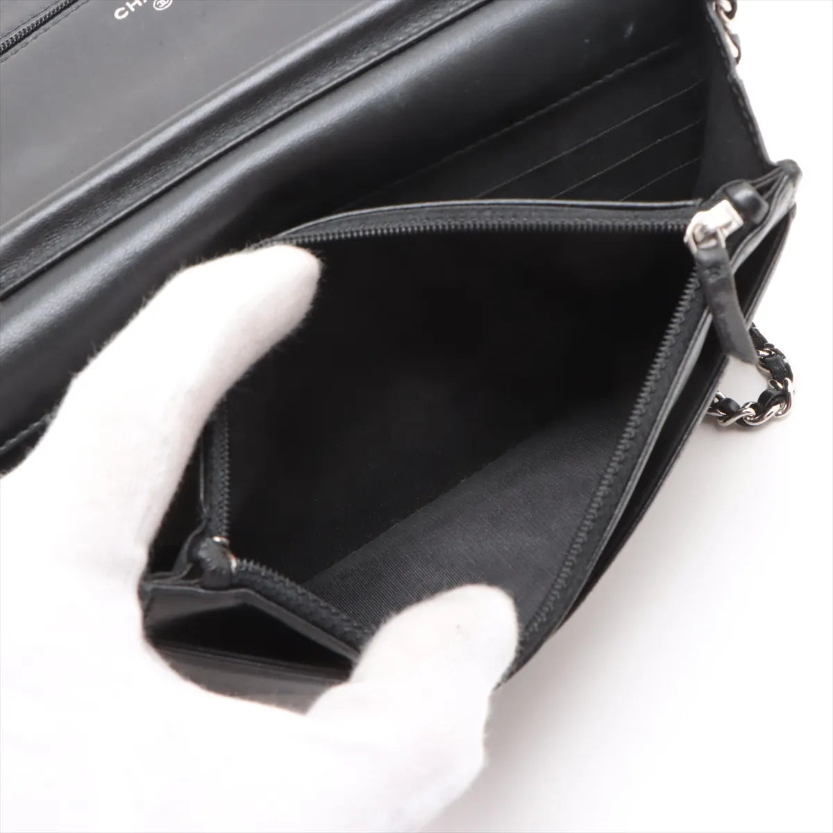 Chanel CC Logo Matelasse Lambskin Chain on Wallet Black