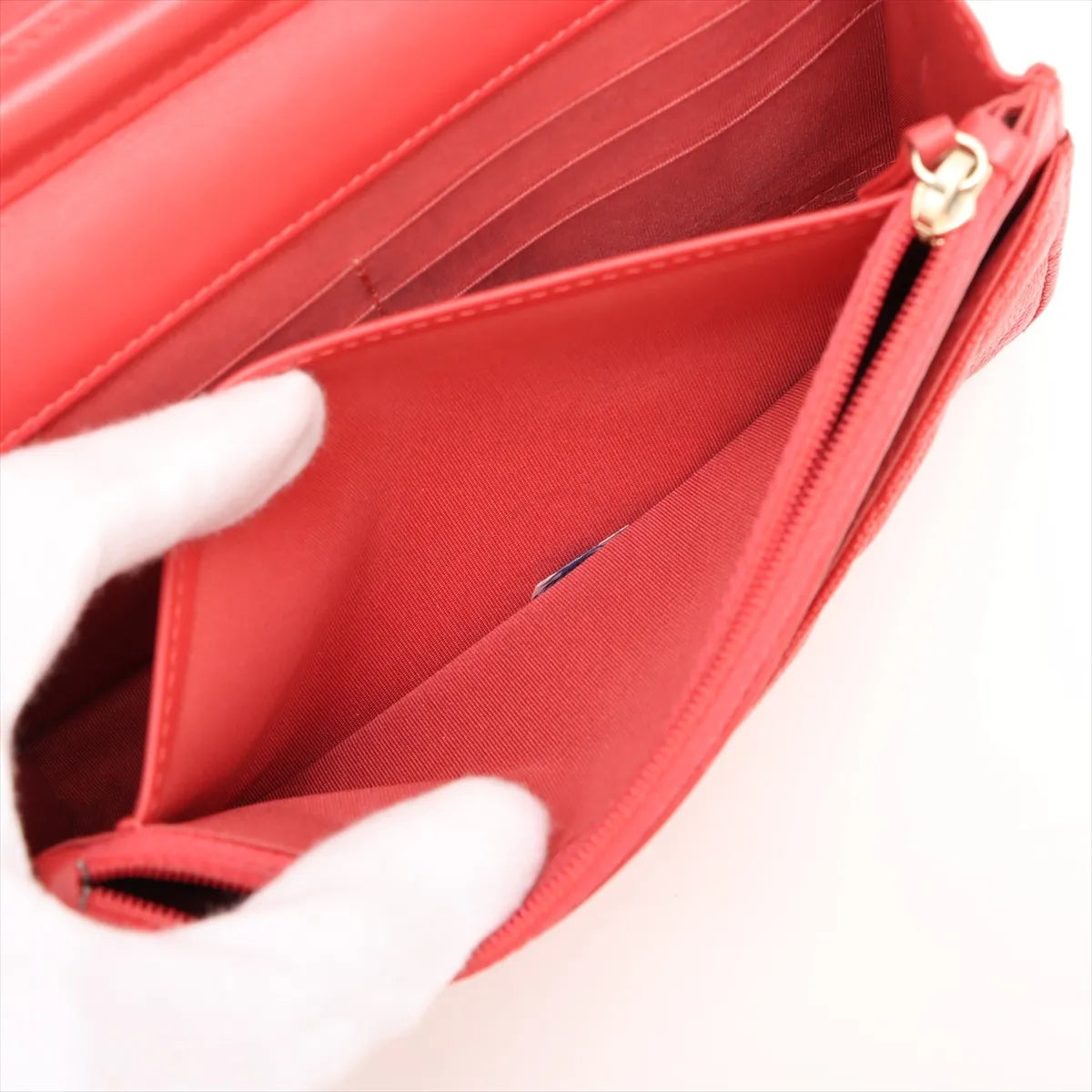 Chanel CC Logo Filigree Caviar Skin Chain Wallet Bag Red