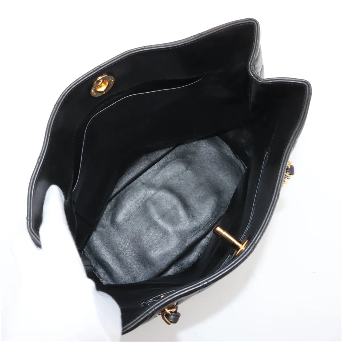 Chanel CC Logo Matelasse Lambskin Chain Tote Bag Black