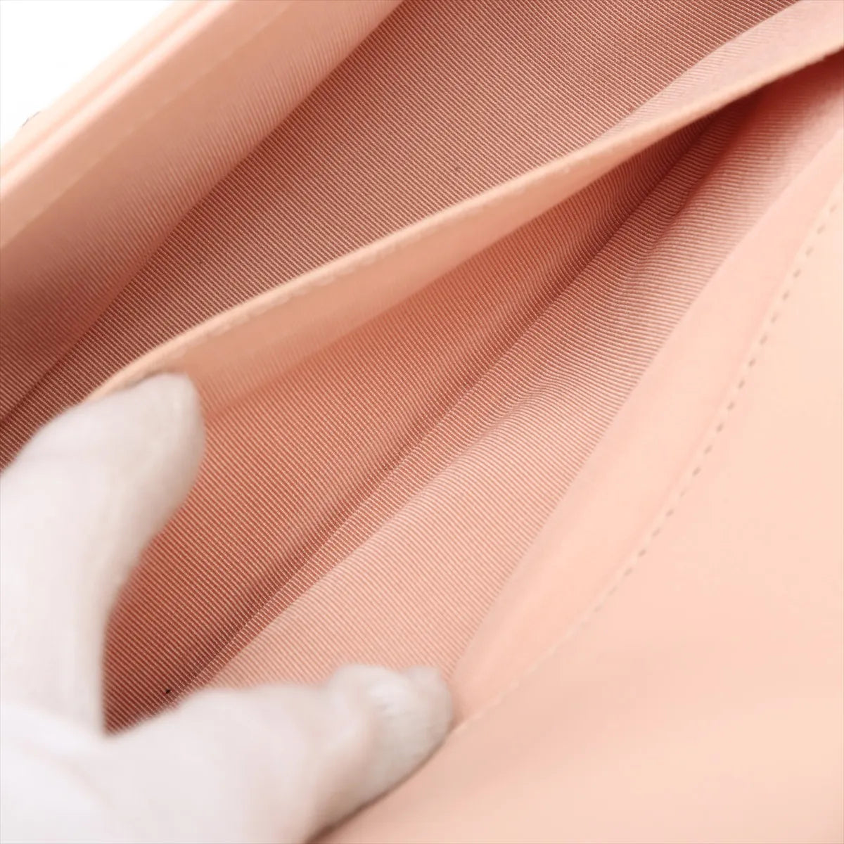 Chanel Boy Chanel 25 Lambskin Chain Shoulder Bag Pink