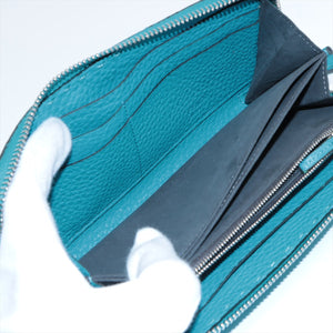 Luxury Fendi Leather Zippy Wallet Blue