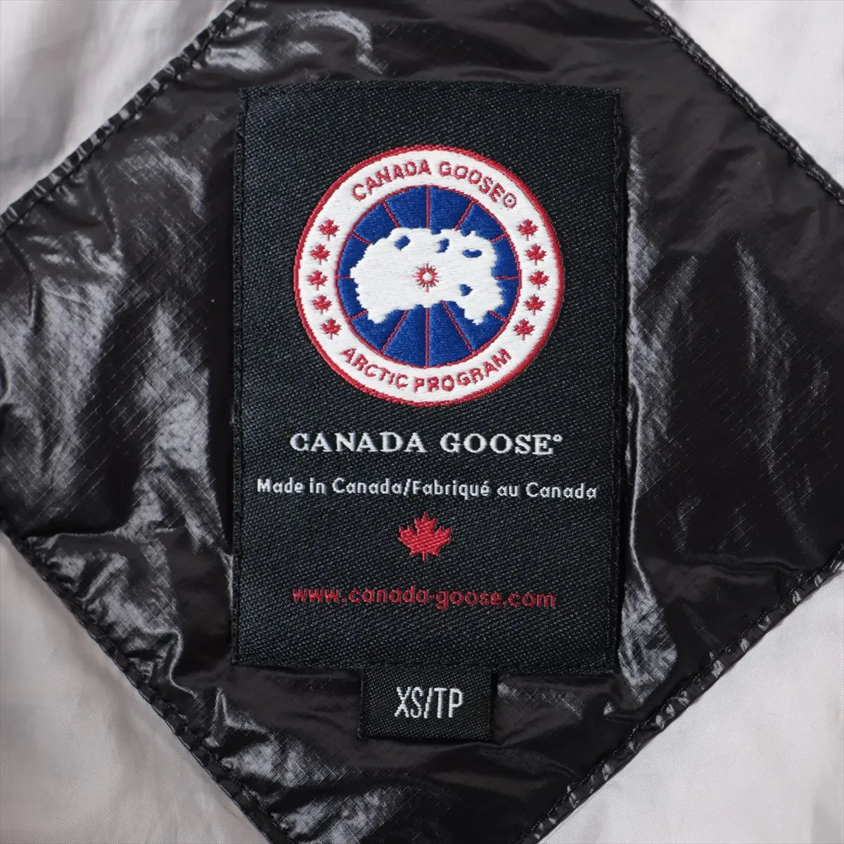 Canada Goose Hybridge Lite Nylon Down Jacket Black