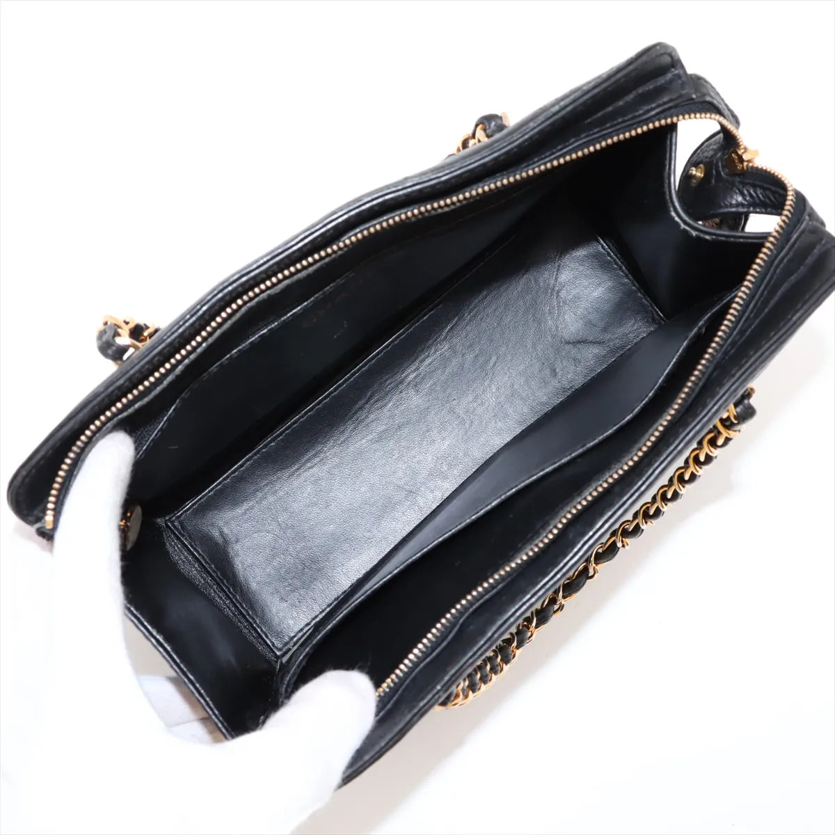 Chanel CC Logo Leather Chain Shoulder Bag Black