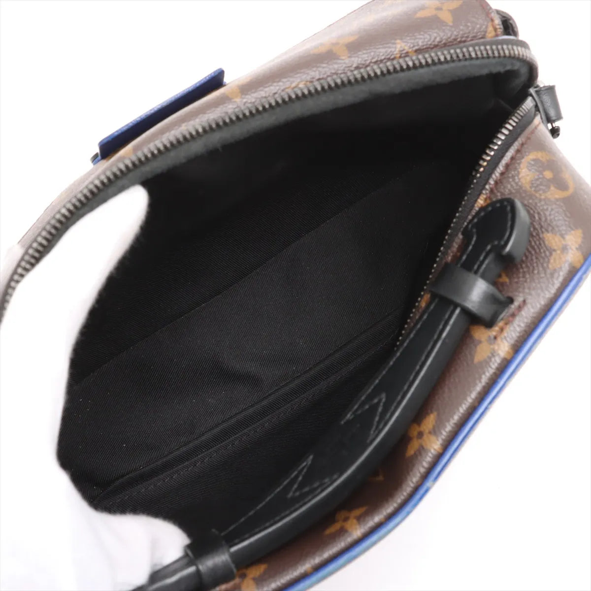 Louis Vuitton Monogram S-Lock Messenger Bag