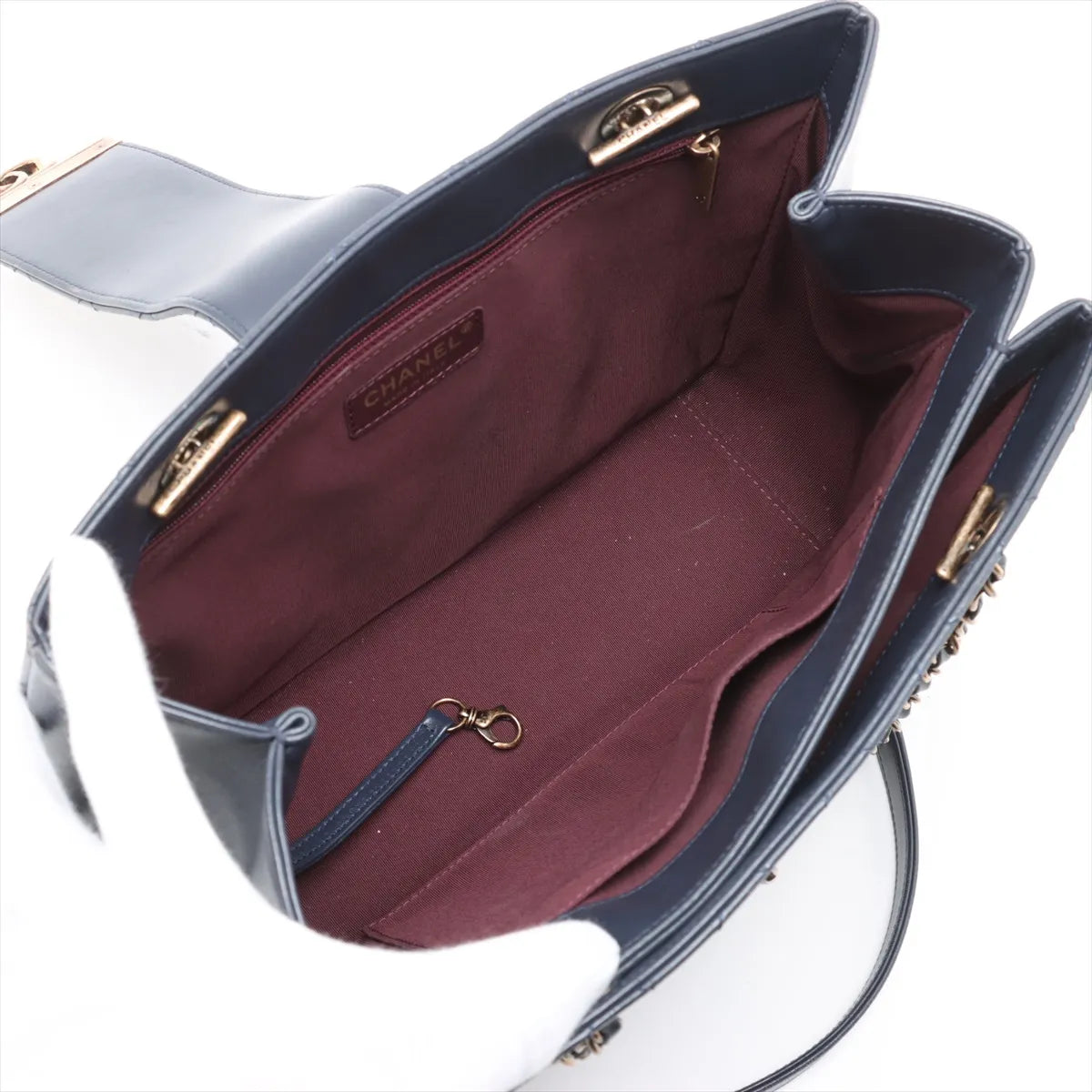 Chanel CC Logo Matelasse Leather Chain Tote Bag Navy Blue