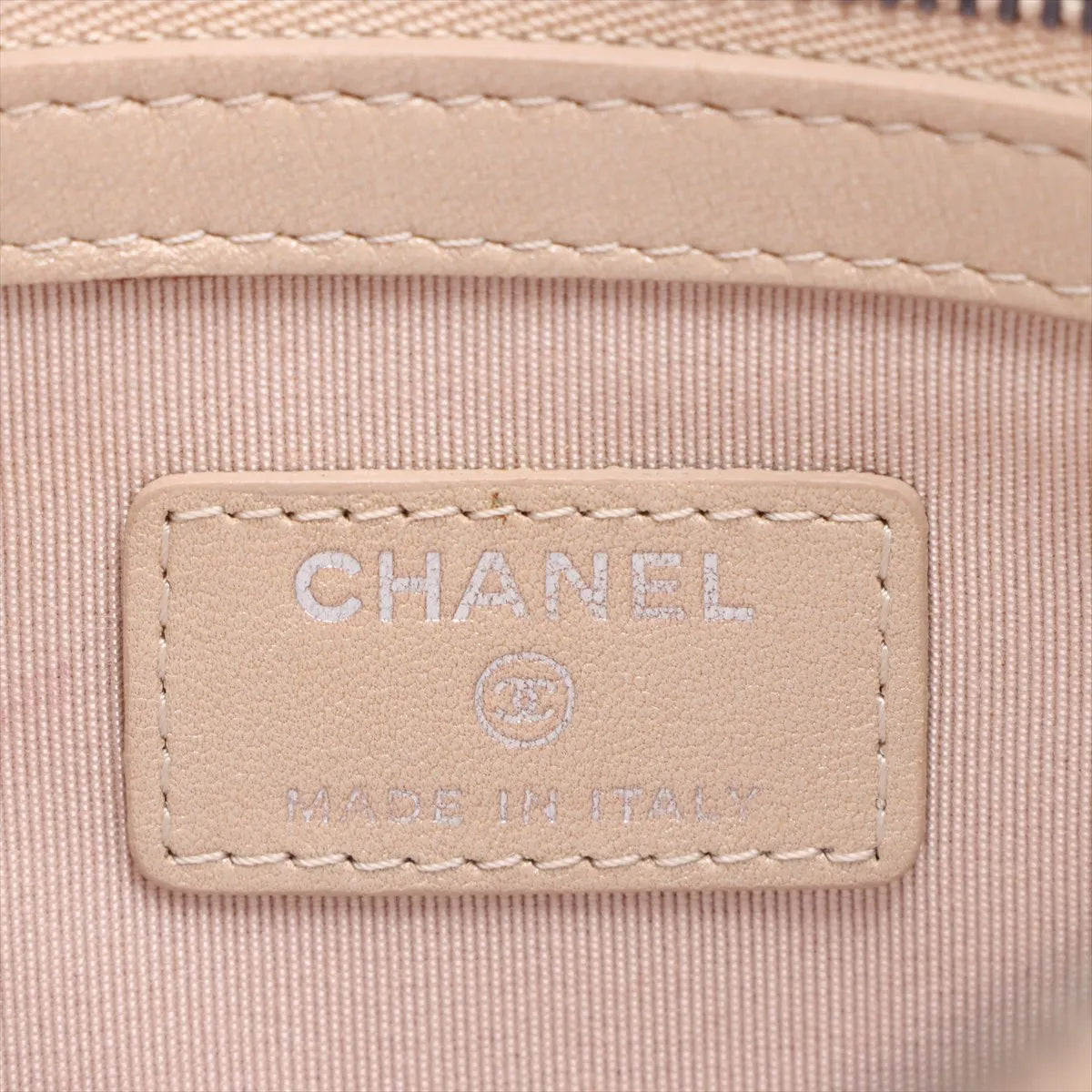 Chanel CC Logo Matelasse Lambskin Clutch Bag Beige