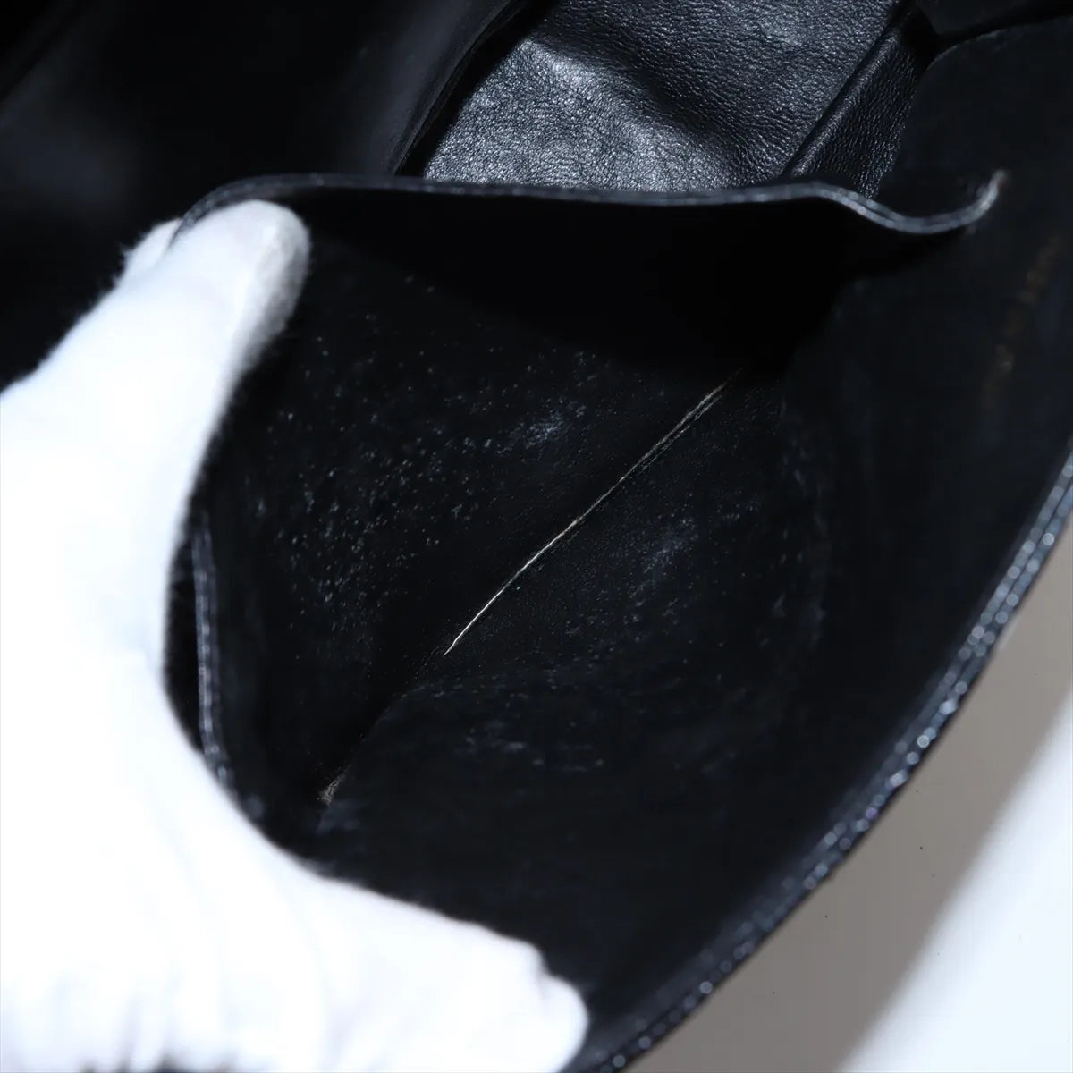 Chanel CC Logo Matelasse Caviar Skin Chain Shoulder Bag Black