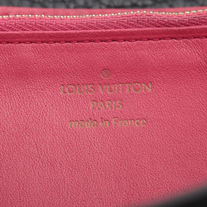 Louis Vuitton Taurillon Capucines Long Wallet Black x Hot Pink