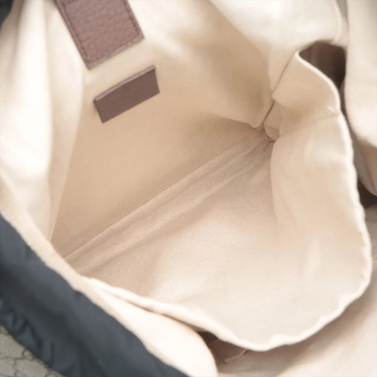 Gucci GG Supreme Cat Head Drawstring Backpack Ebony x Beige