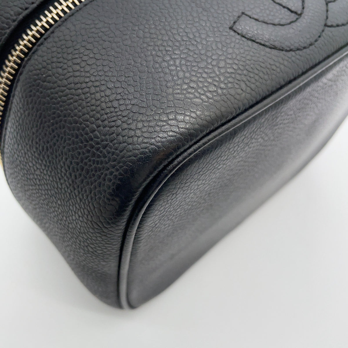 Chanel CC Logo Caviar Leather Vanity Bag Black