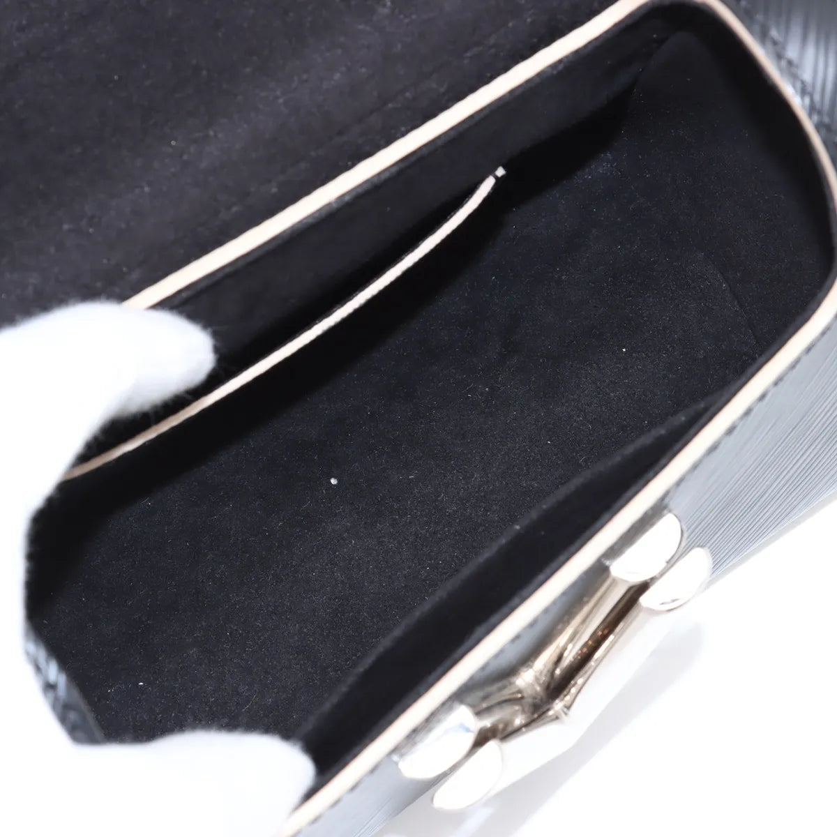 Louis Vuitton Epi Twist World Tour MM Black