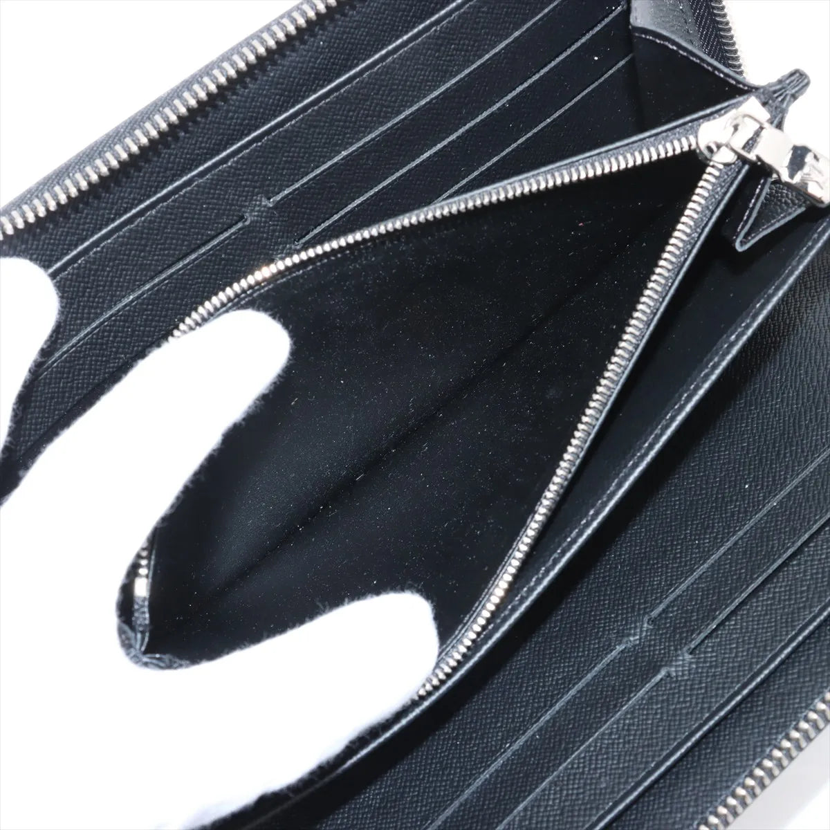 Louis Vuitton Taiga Zippy Organiser Long Wallet