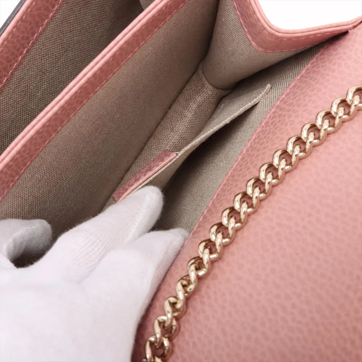 Gucci Interlocking G Leather Chain Shoulder Bag Pink