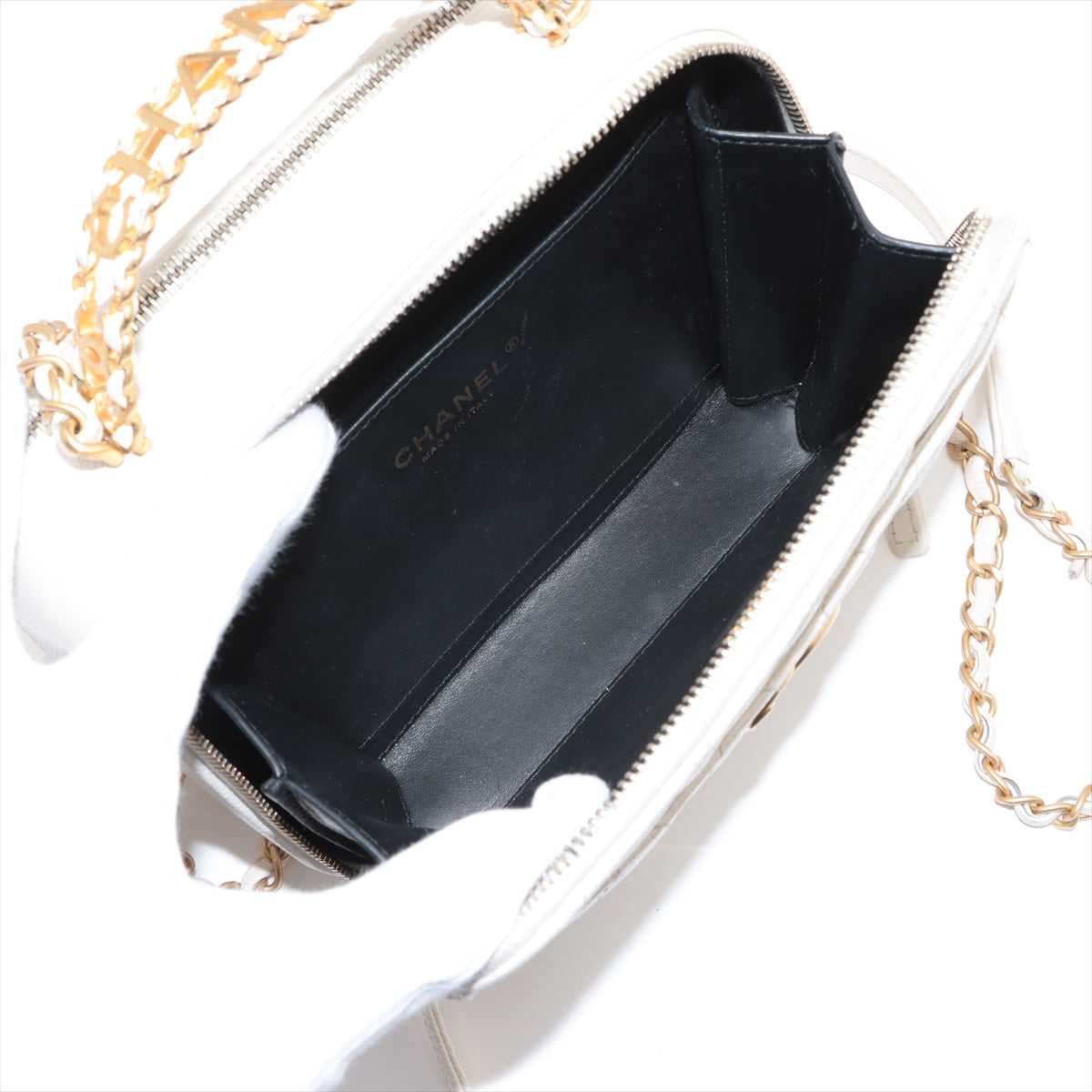 Chanel CC Logo Matelasse Caviar Skin Two-Way Camera Bag White * PREORDER *