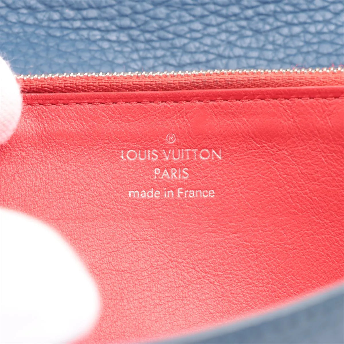 Louis Vuitton Taurillon Capucines Long Wallet Navy x Red