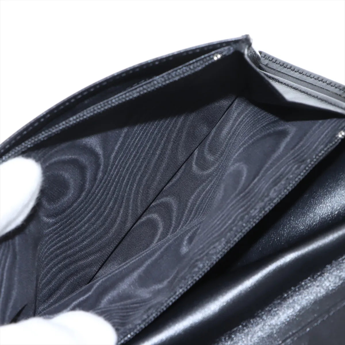 Chanel CC Logo Patent Leather Long Wallet Black