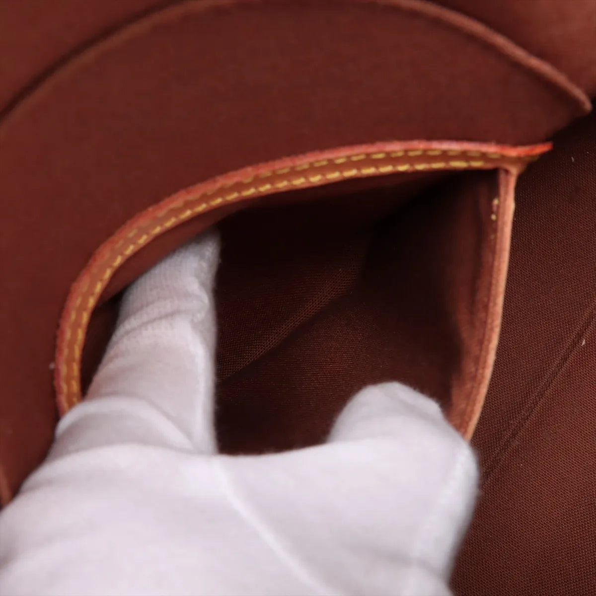 Louis Vuitton Monogram Ellipse MM