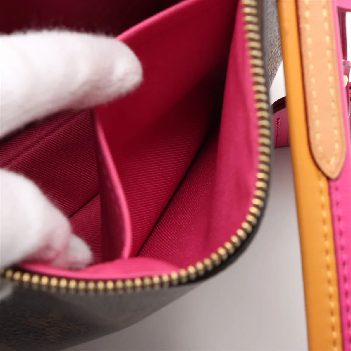 Louis Vuitton Monogram Loretta Shoulder Bag Brown