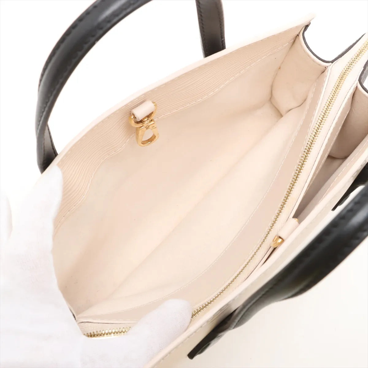 Louis Vuitton Epi Varennes East West White
