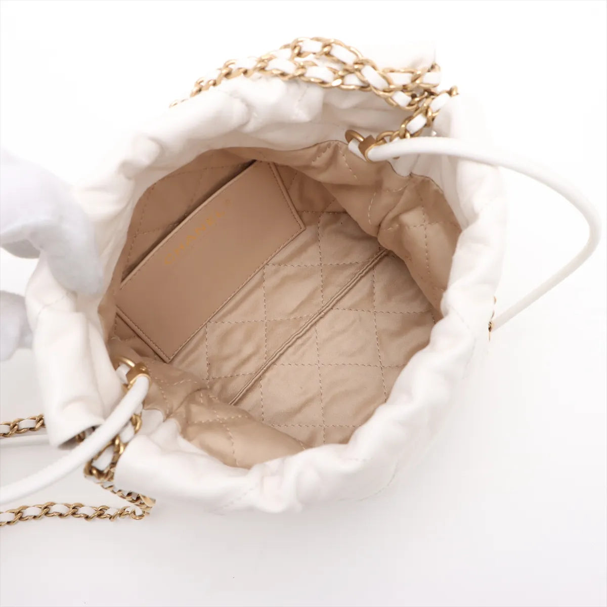Chanel Chanel 22 Mini Shiny Calfskin Chain Shoulder Bag White