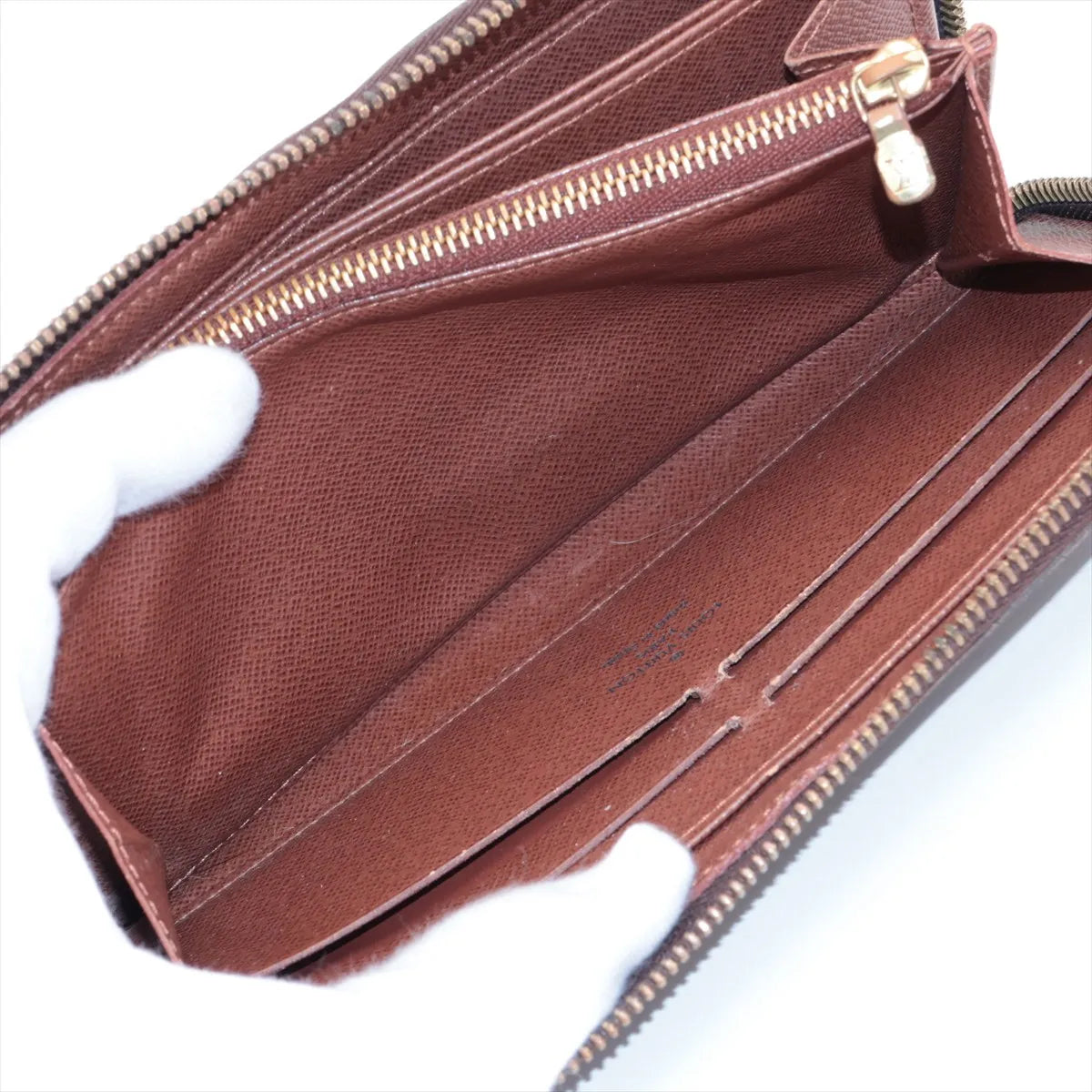 Louis Vuitton Monogram Zippy Wallet