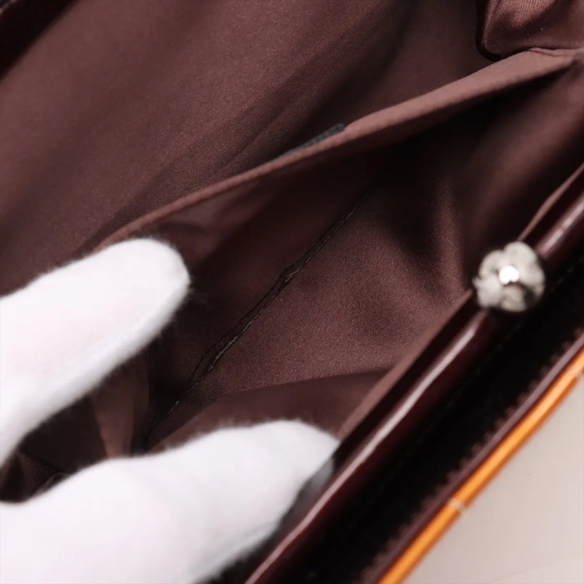 Chanel CC Logo Chocolate Bar Patent Leather Shoulder Bag Gold x Brown