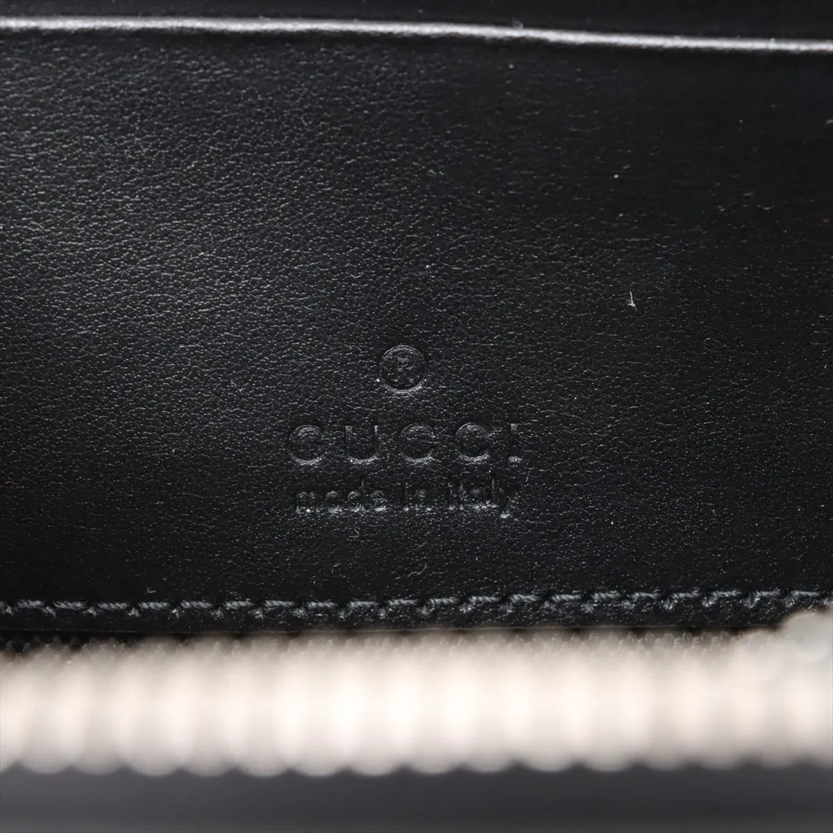 Gucci GG Supreme Leather Shoulder Bag Black