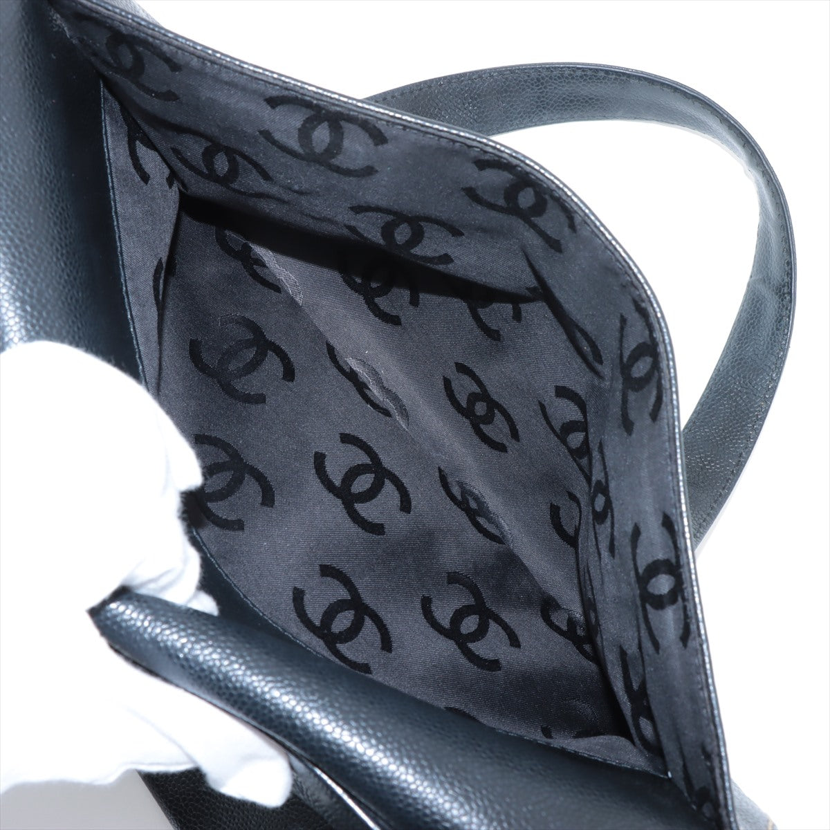 Chanel CC Logo Caviar Skin Duffle Bag Black * PREORDER *