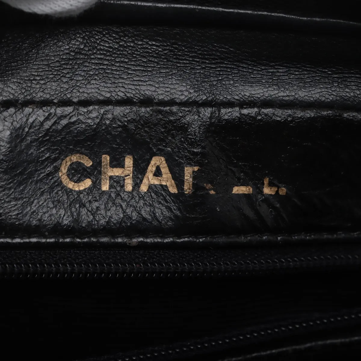 Chanel CC Logo Matelasse Lambskin Chain Shoulder Bag Black