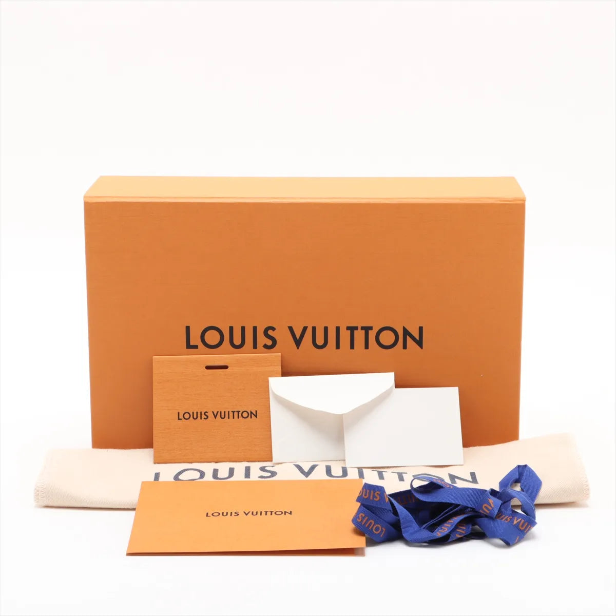 Louis Vuitton Monogram Taurillon S-Lock Vertical Wearable Wallet