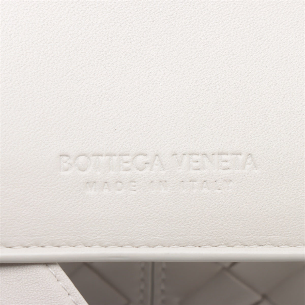 Bottega Veneta Intrecciato Leather Handbag White * PREORDER *