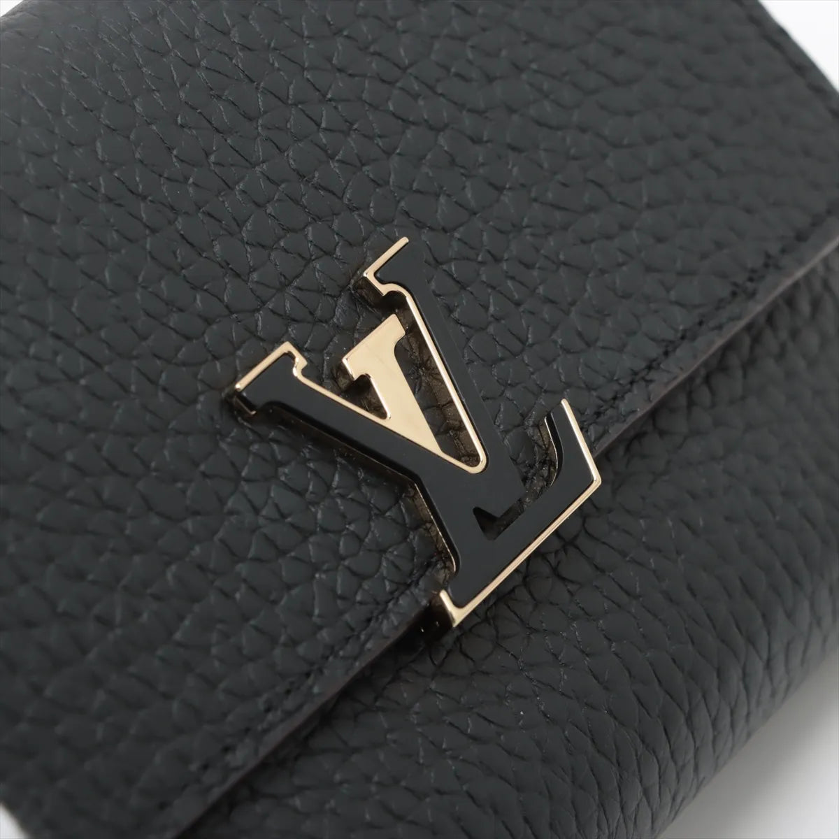 Louis Vuitton Taurillon Capucines Compact Wallet Noir × Hot Pink