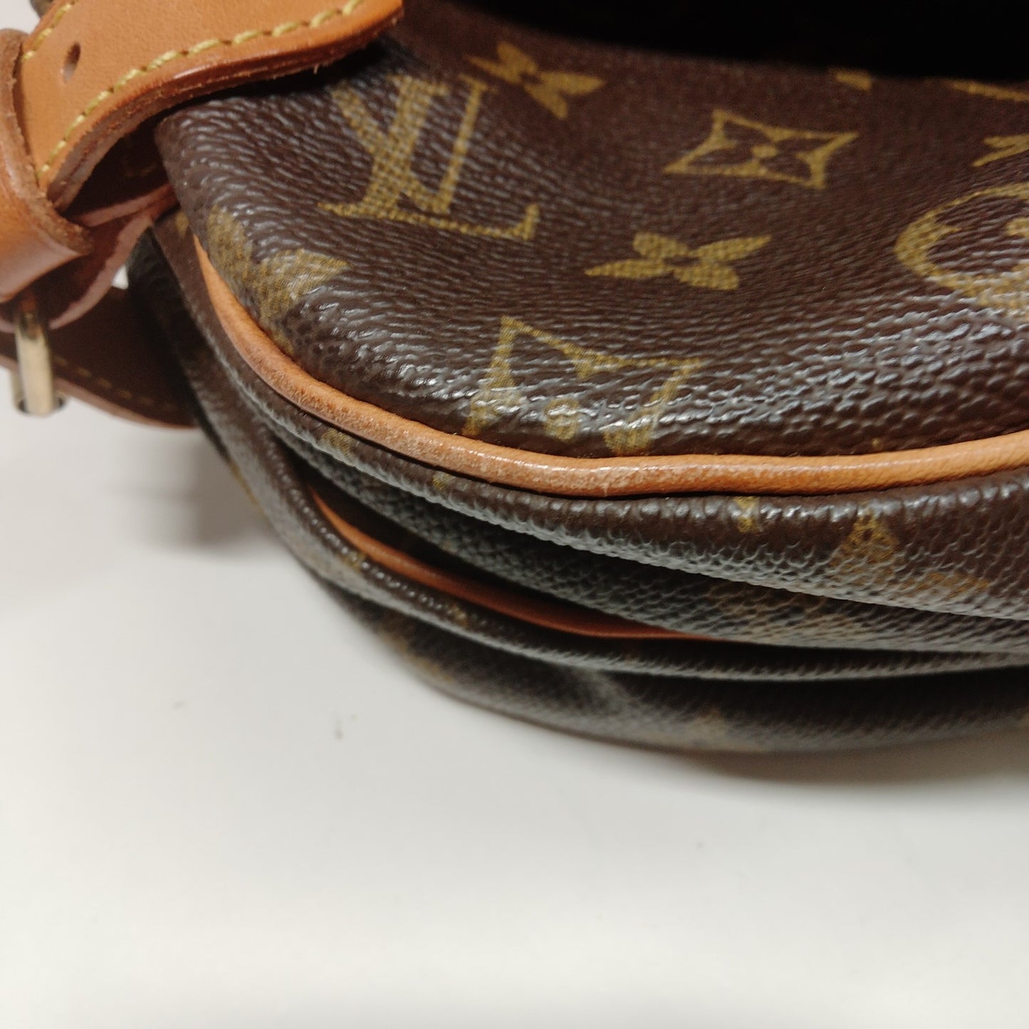 Louis Vuitton Monogram Saumur 30