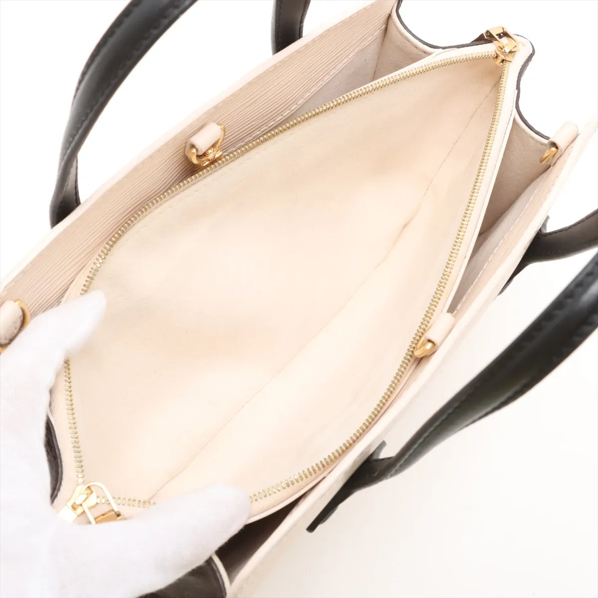 Louis Vuitton Epi Varennes East West White
