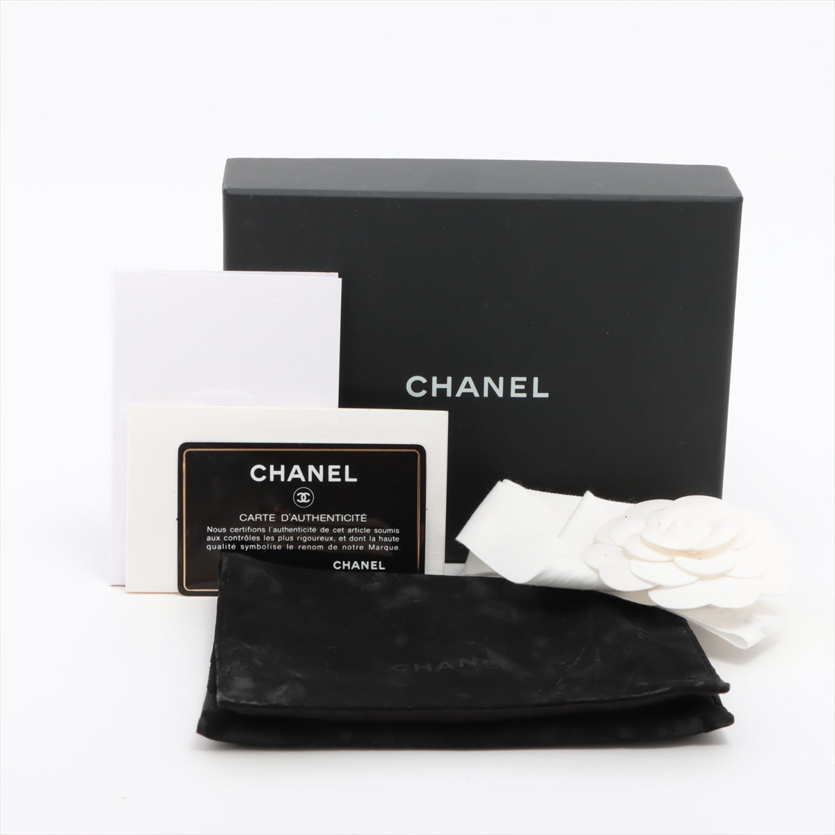 Chanel Boy Chanel Caviar Skin Compact Wallet Ivory