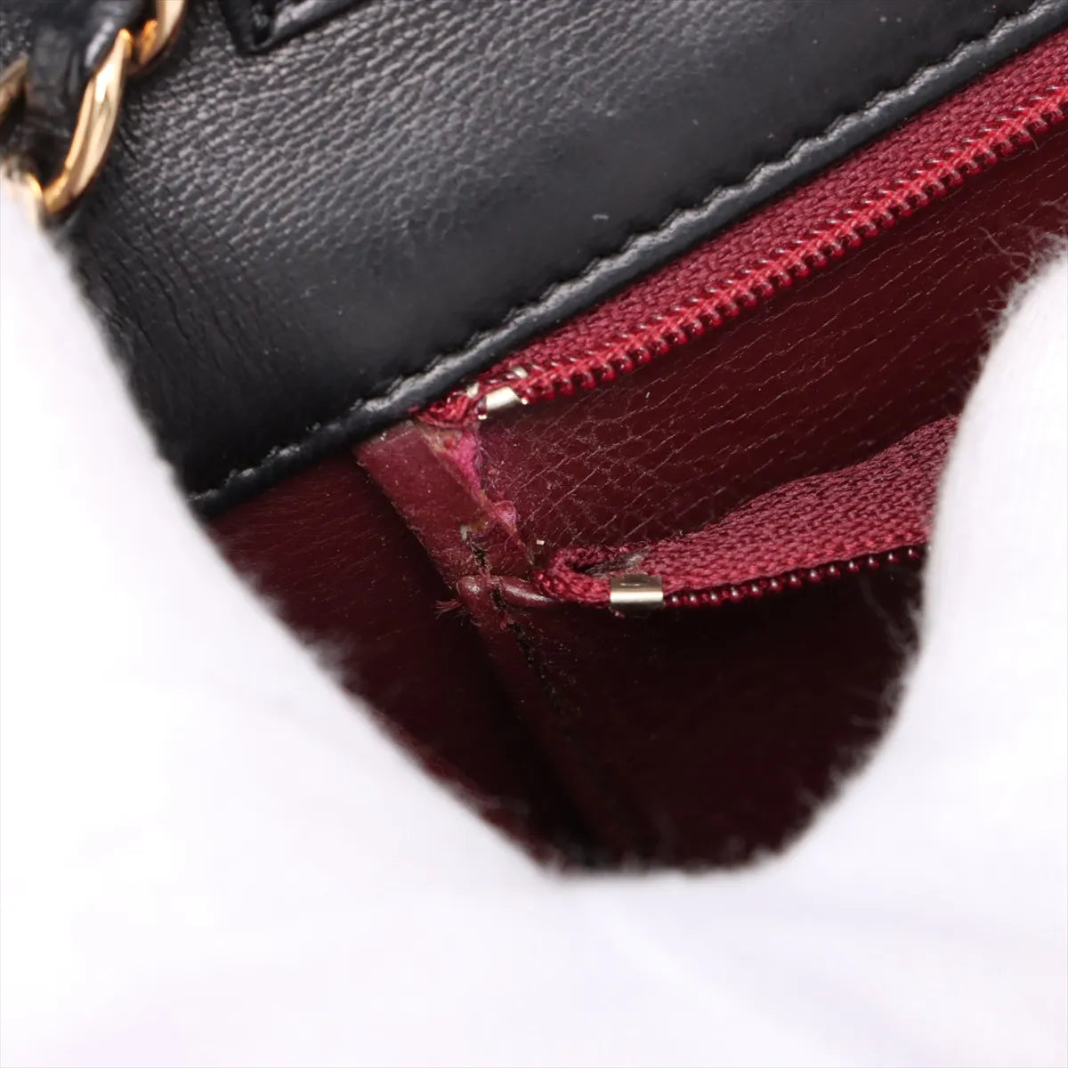 Chanel CC Logo Matelassé Lambskin Chain Shoulder Bag Black