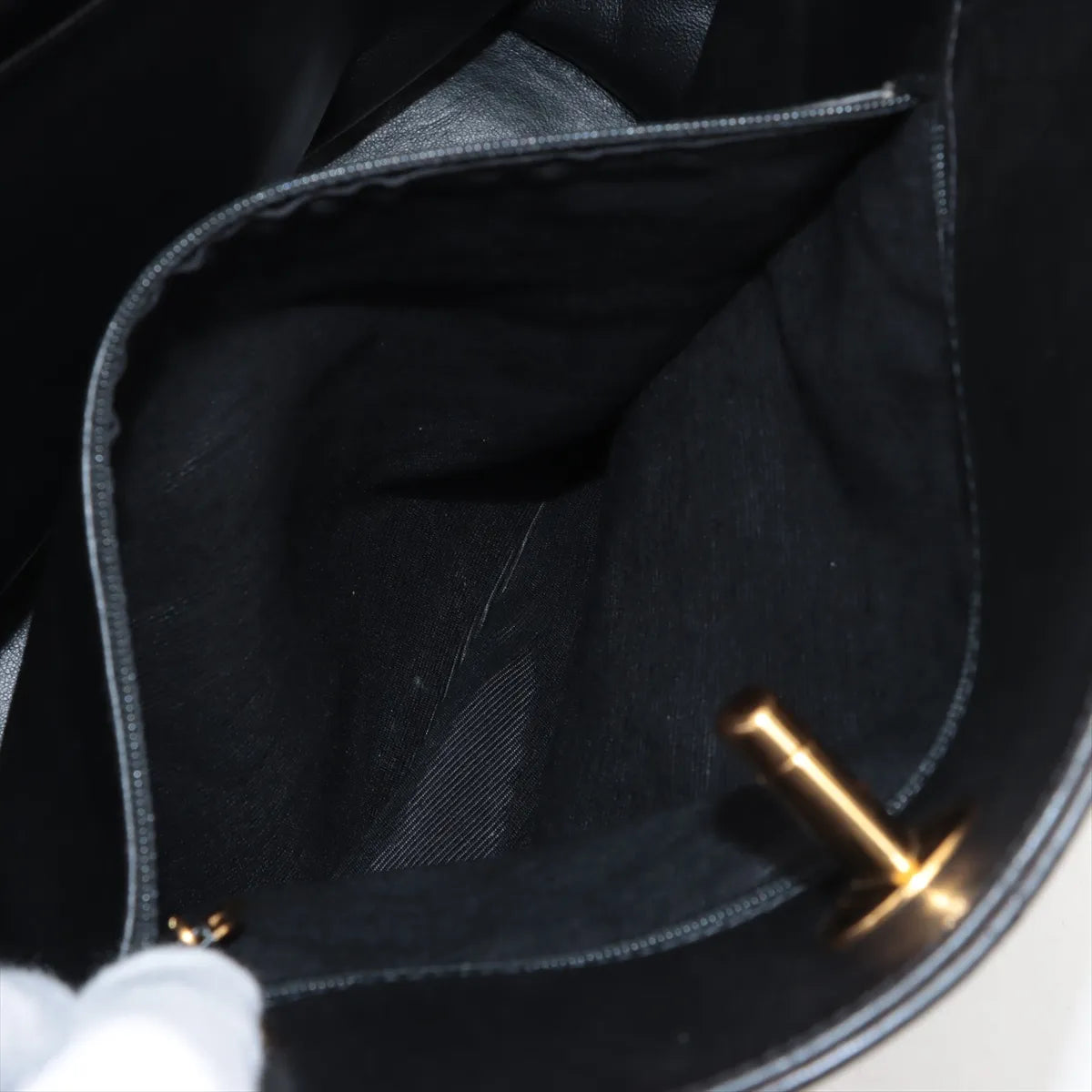Chanel CC Logo Matelasse Lambskin Chain Tote Bag Black