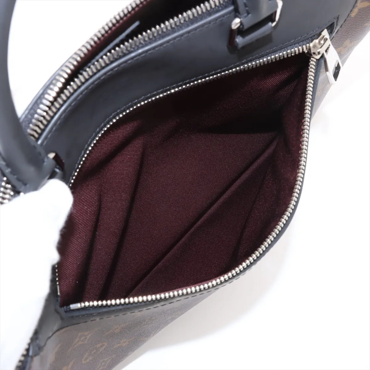 Louis Vuitton Monogram Macassar Porte Documents Jour NM Brown x Black
