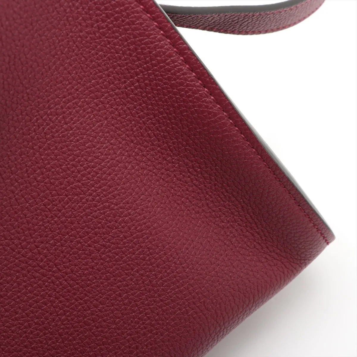 Gucci Hook-closure Medium Leather Two-Way Handbag Bordeaux