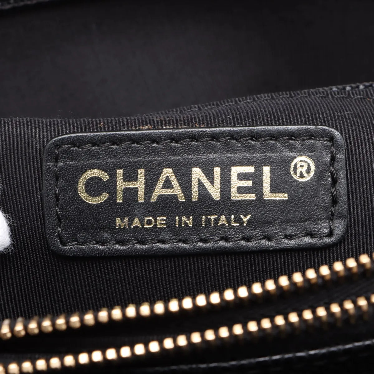 Chanel CC Logo GST Caviar Skin Chain Tote Bag Black