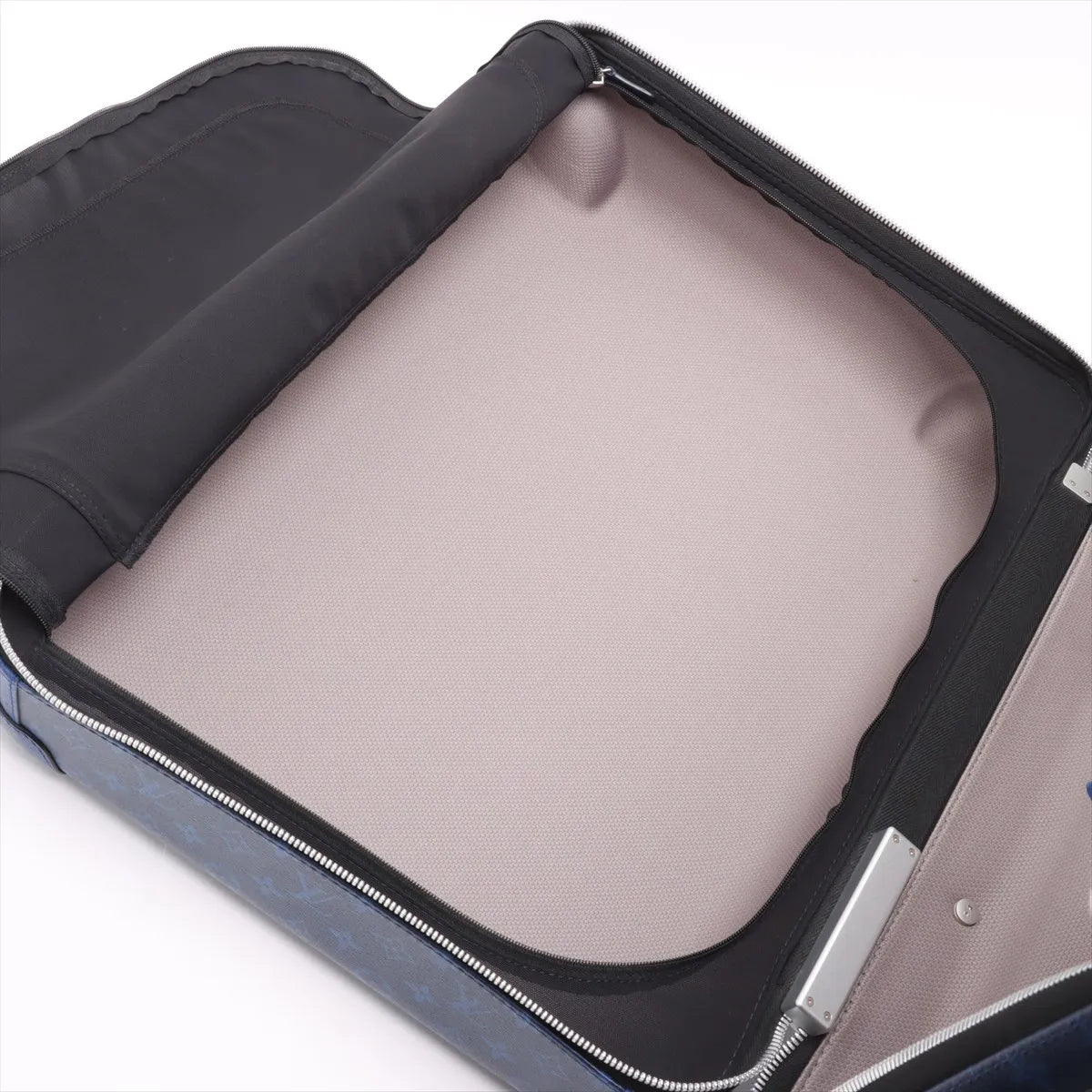 Louis Vuitton Monogram Taigarama Horizon 55 Blue