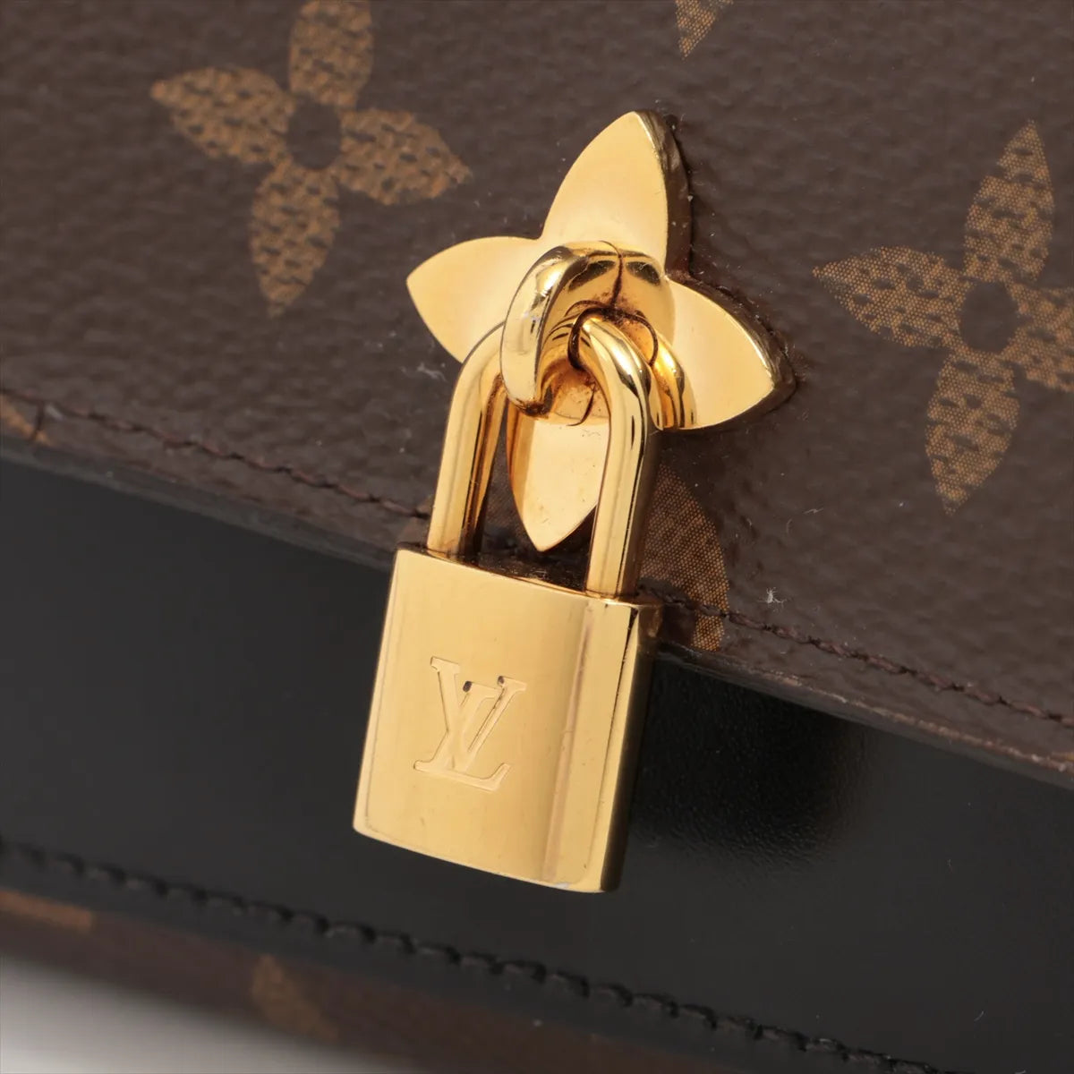 Louis Vuitton Monogram Flower Compact Wallet Black × Brown