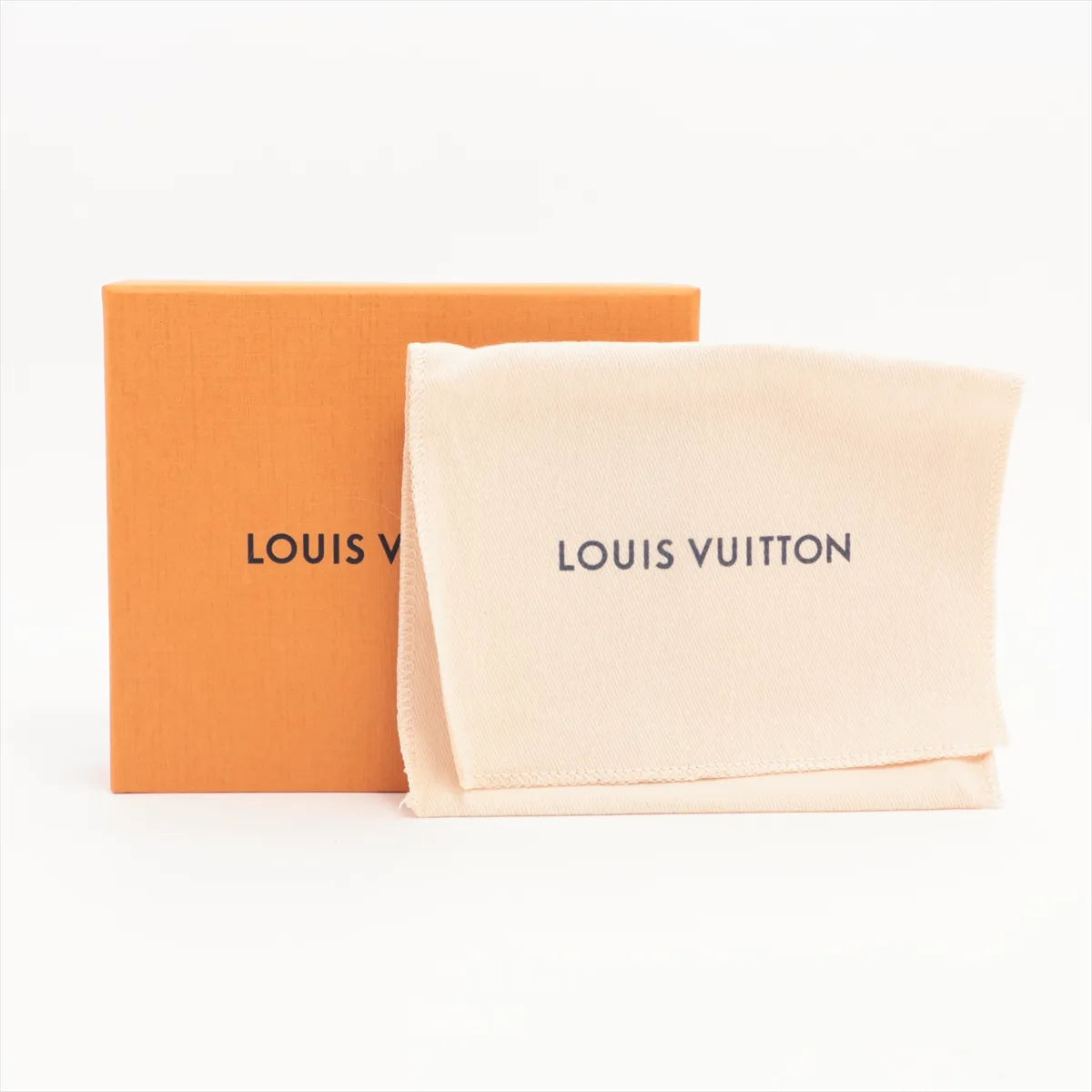 Louis Vuitton Taurillon LV Capucine Vertical Compact Wallet Black