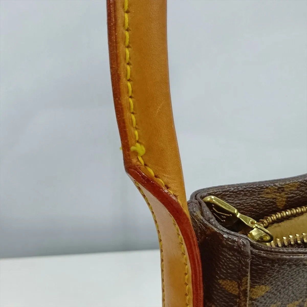 Louis Vuitton Monogram Looping GM