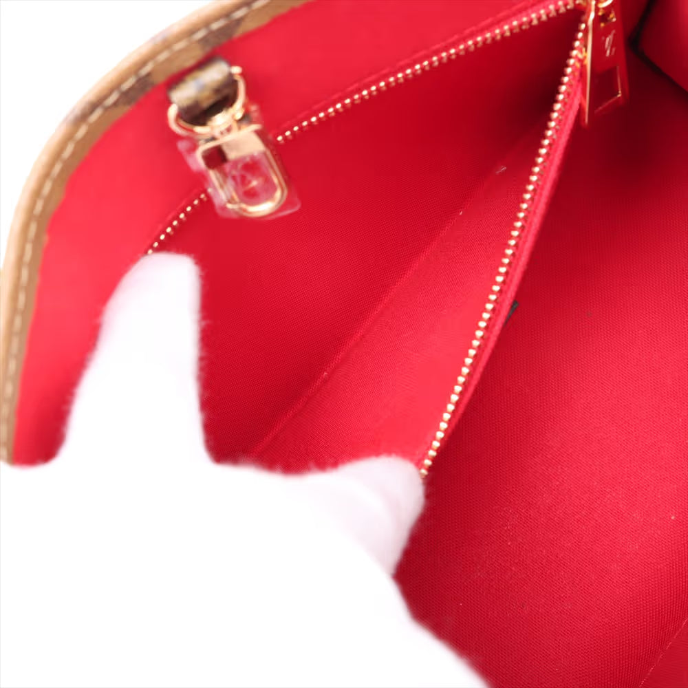 Louis Vuitton Monogram Giant Reverse On the Go PM