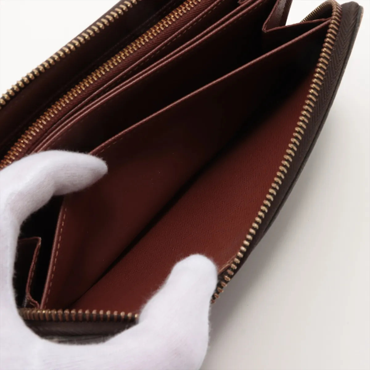 Louis Vuitton Monogram Zippy Wallet