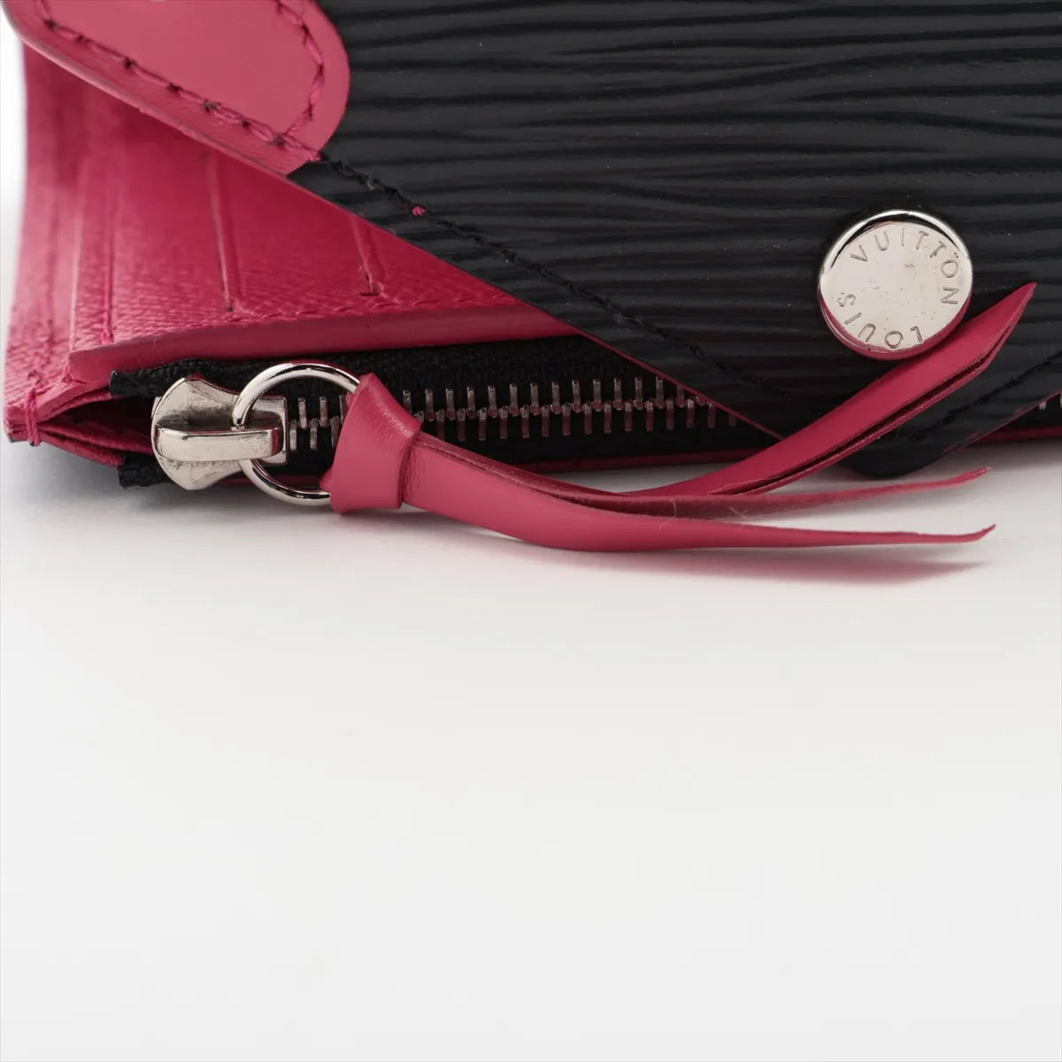 Louis Vuitton Epi Floral Victorine Wallet Black x Pink