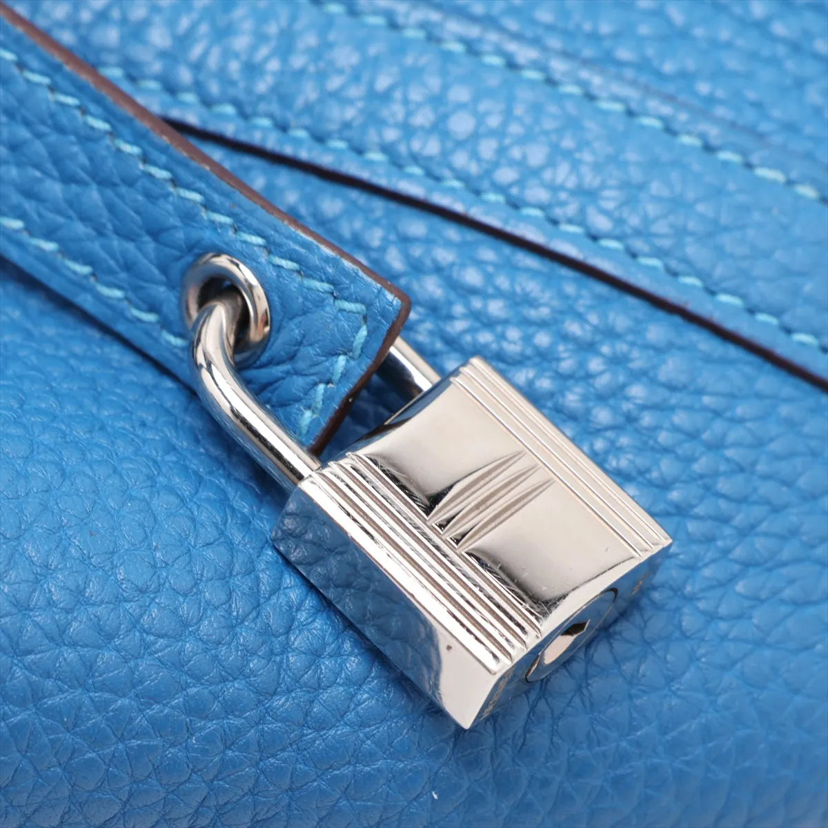 Hermes Picotin Lock 18 PM Taurillon Clemence Mykonos