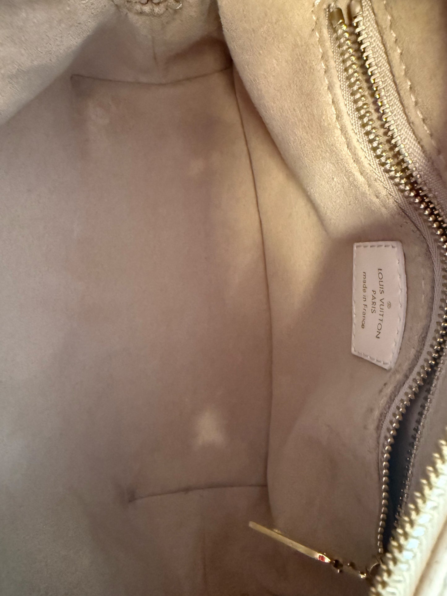 Second Hand Authentic Buy Second Hand Louis Vuitton Monogram Jeanne Round Shoulder Bag Blue
